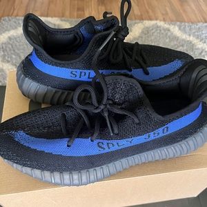 COPY - Black & blue Yeezy boost 350 V2